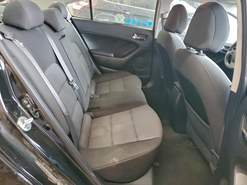 Фото 10 - KIA FORTE