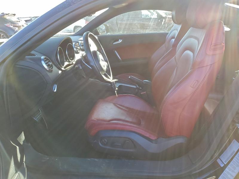 Фото 7 - AUDI TT