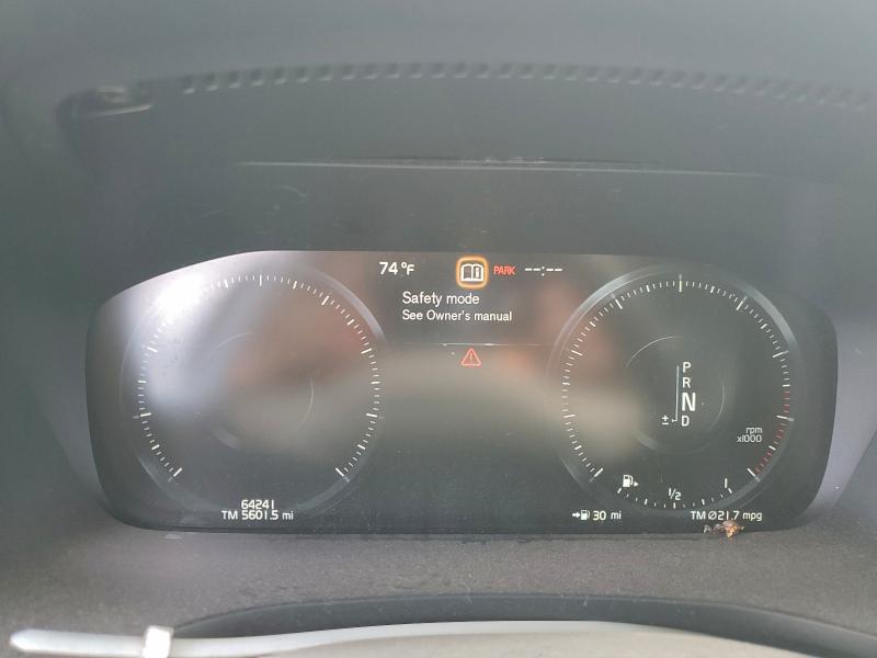 Фото 9 - VOLVO S60