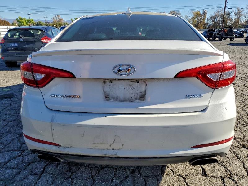Фото 6 - HYUNDAI SONATA