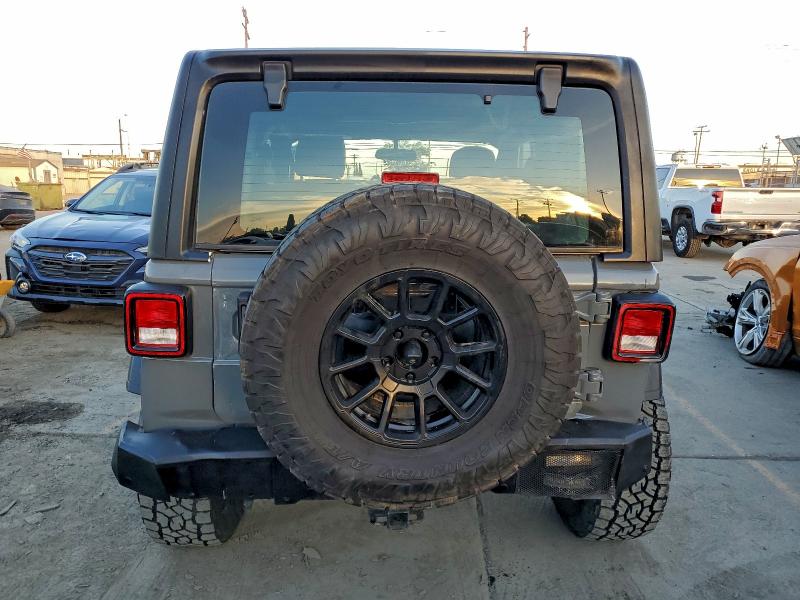 Фото 6 - JEEP WRANGLER