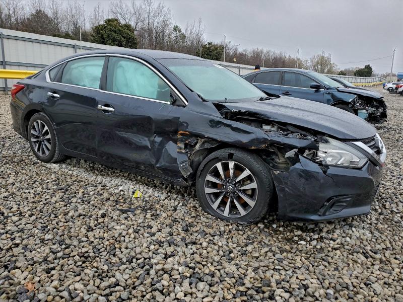 Фото 4 - NISSAN ALTIMA