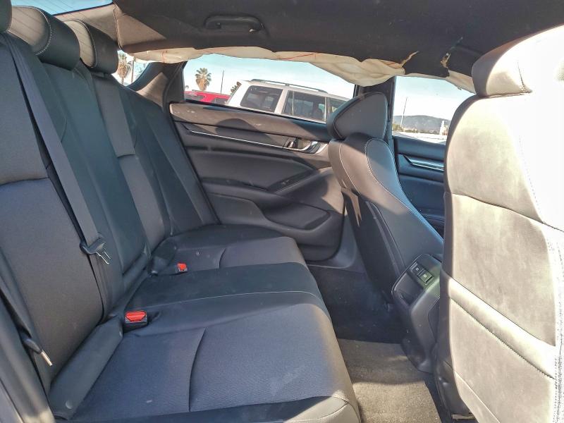 Фото 10 - HONDA ACCORD