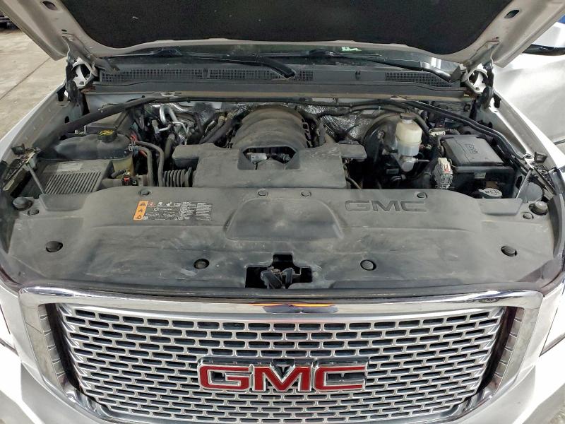 Фото 12 - GMC YUKON