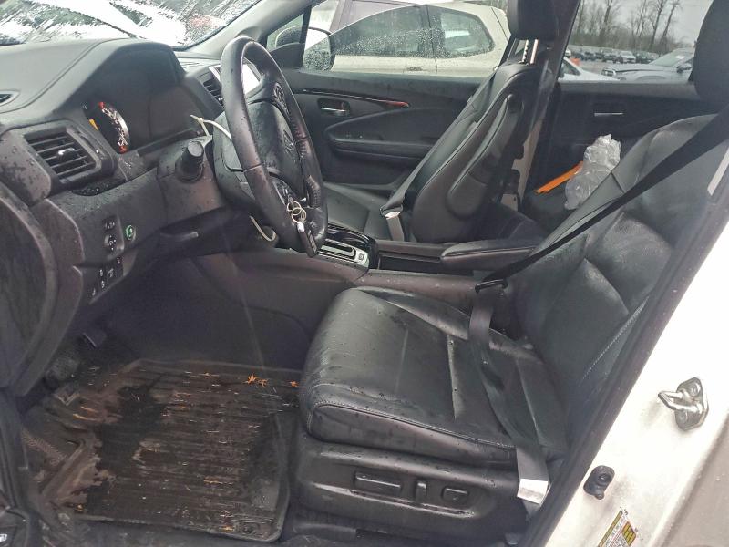 Фото 7 - HONDA RIDGELINE