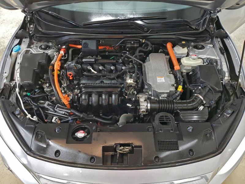 Фото 11 - HONDA INSIGHT