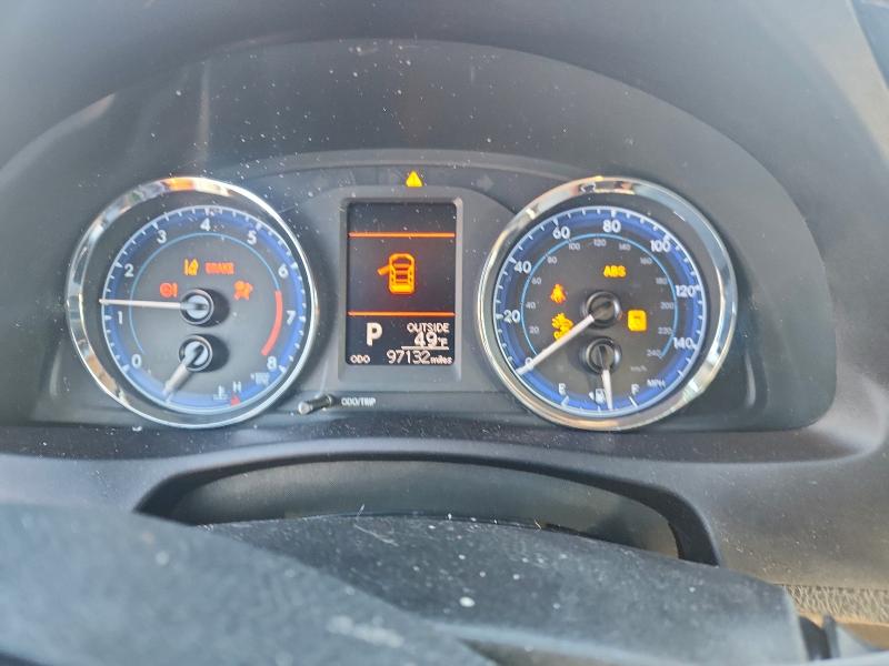 Фото 9 - TOYOTA COROLLA