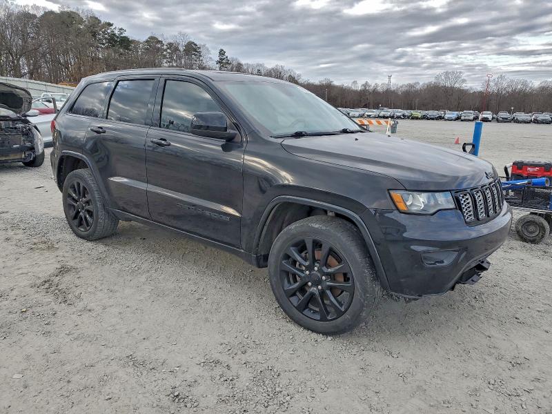 Фото 4 - JEEP GRAND CHER