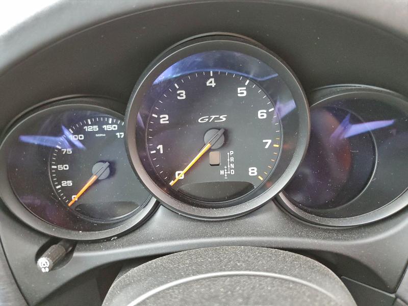 Фото 9 - PORSCHE MACAN