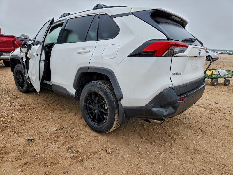 Фото 2 - TOYOTA RAV4