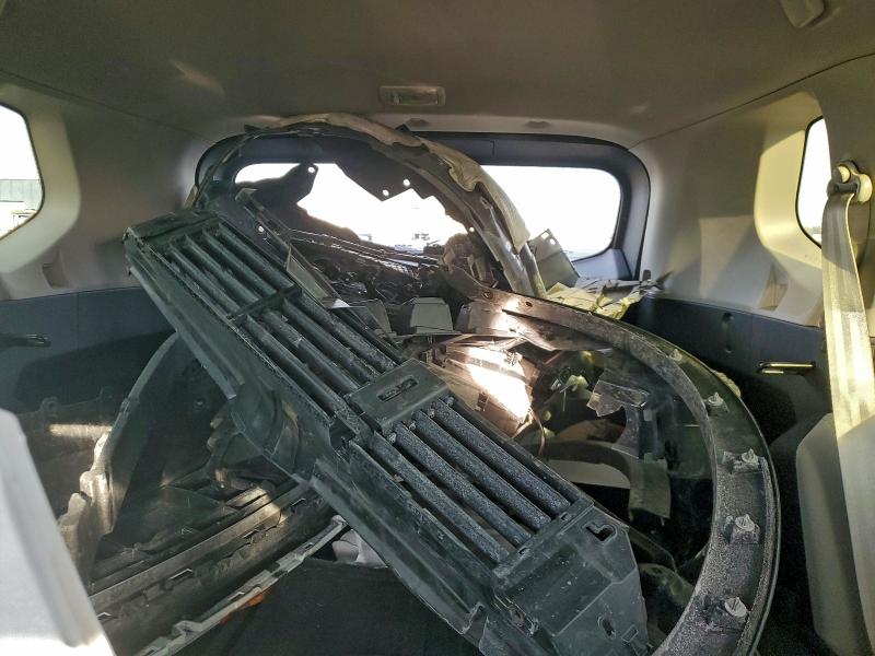 Фото 10 - NISSAN ROGUE