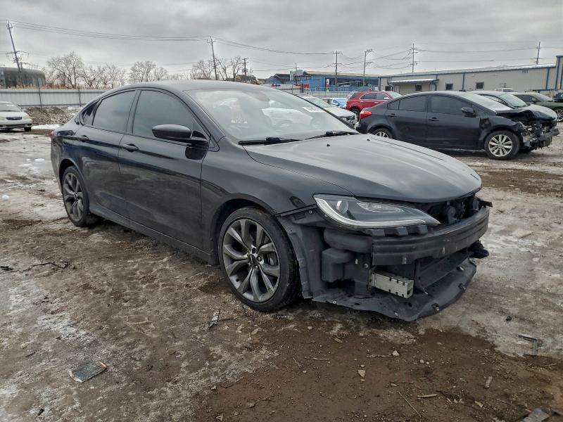 Фото 4 - CHRYSLER 200