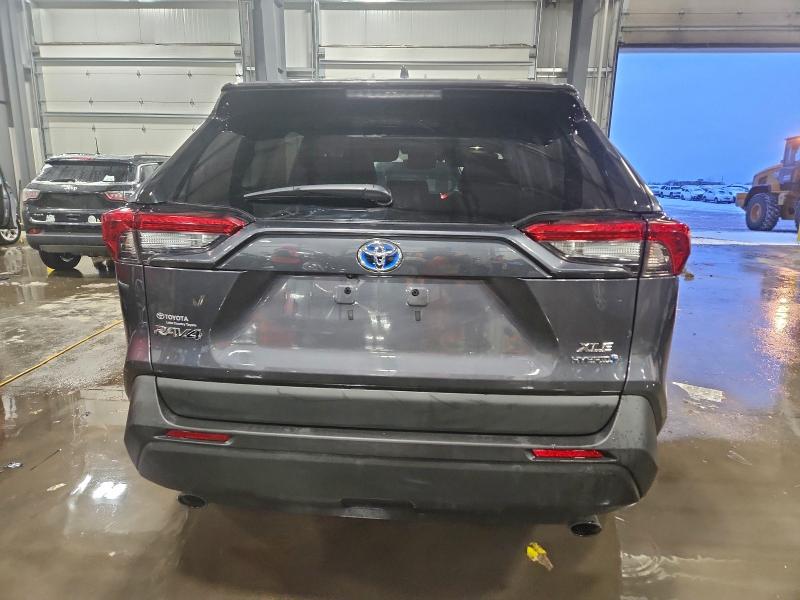 Фото 6 - TOYOTA RAV4