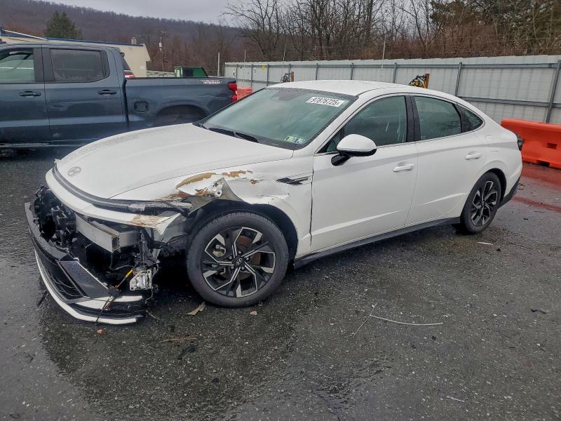 Фото 1 - HYUNDAI SONATA