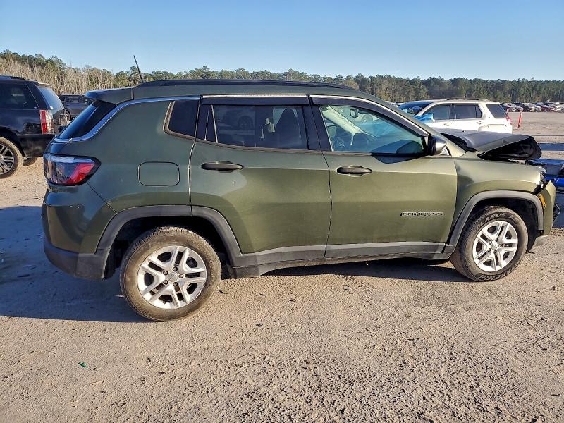 Фото 3 - JEEP COMPASS