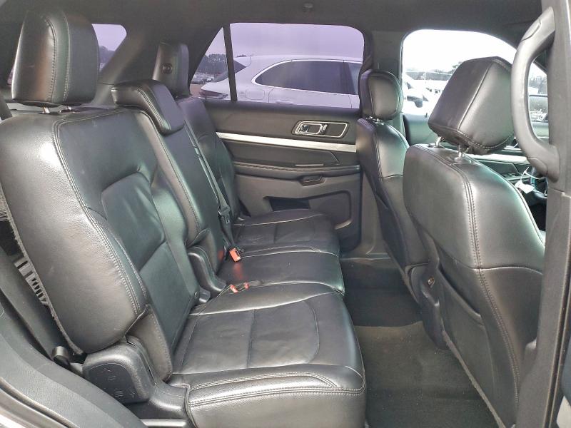 Фото 10 - FORD EXPLORER