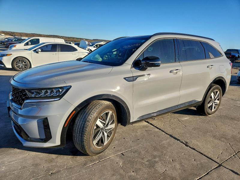 Фото 1 - KIA SORENTO