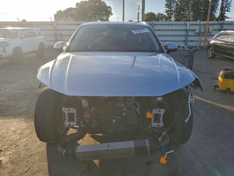 Фото 5 - AUDI Q5