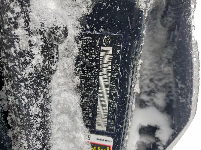 Фото 13 - TOYOTA CAMRY