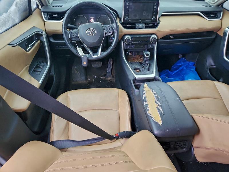 Фото 8 - TOYOTA RAV4