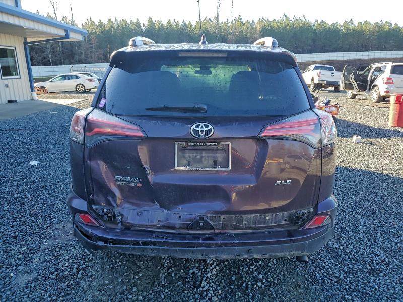 Фото 6 - TOYOTA RAV4