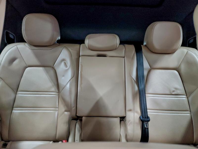 Фото 10 - PORSCHE CAYENNE