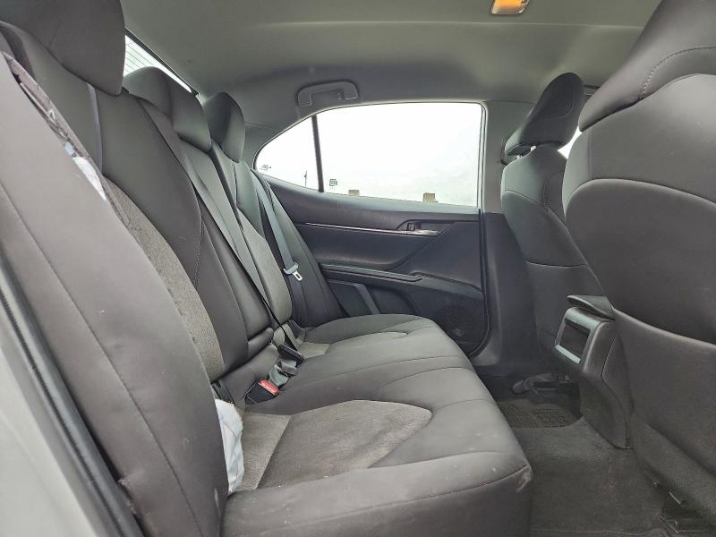 Фото 10 - TOYOTA CAMRY