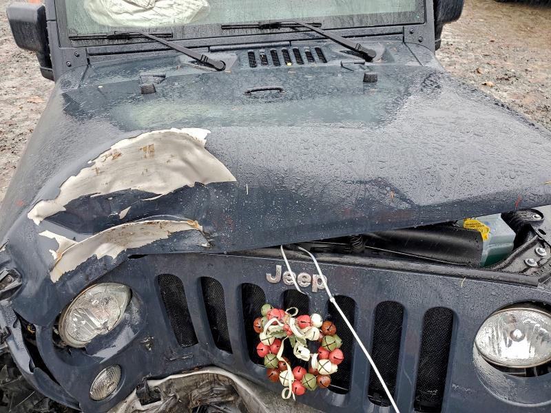 Фото 12 - JEEP WRANGLER