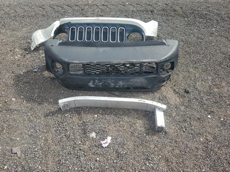 Фото 12 - JEEP RENEGADE