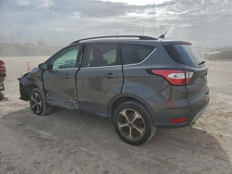 Фото 2 - FORD ESCAPE