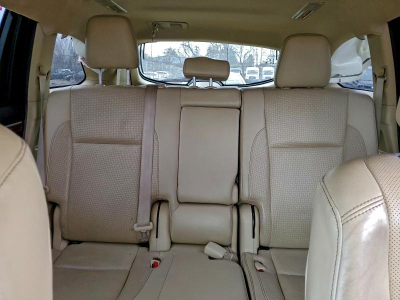 Фото 10 - TOYOTA HIGHLANDER