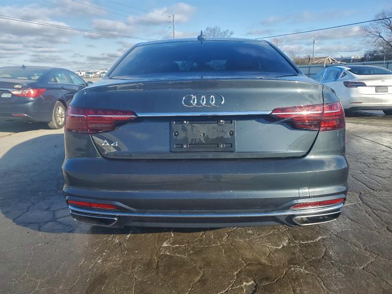 Фото 6 - AUDI A4