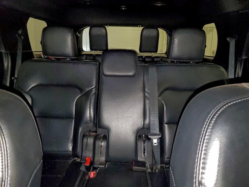 Фото 10 - FORD EXPLORER