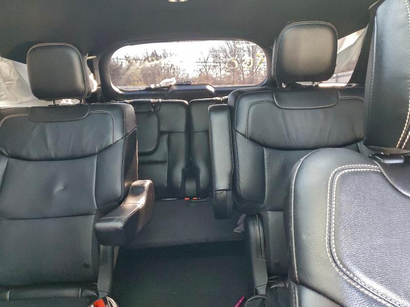 Фото 10 - FORD EXPLORER