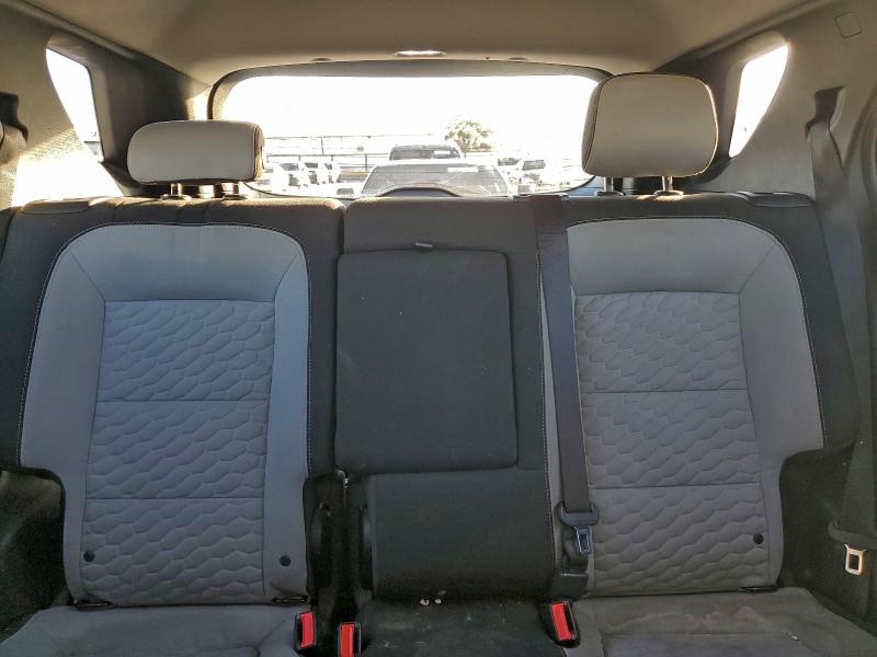 Фото 10 - CHEVROLET EQUINOX