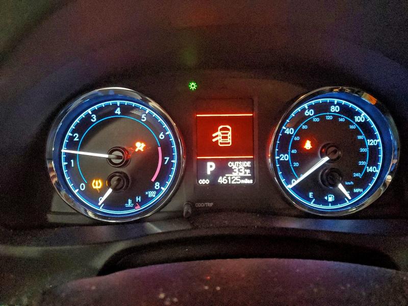 Фото 9 - TOYOTA COROLLA