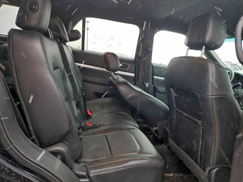 Фото 11 - FORD EXPLORER