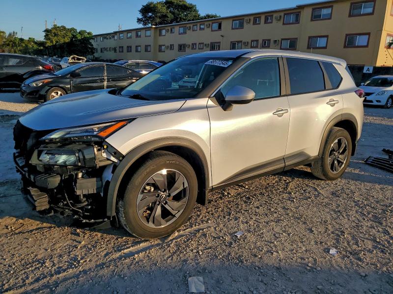 Фото 1 - NISSAN ROGUE