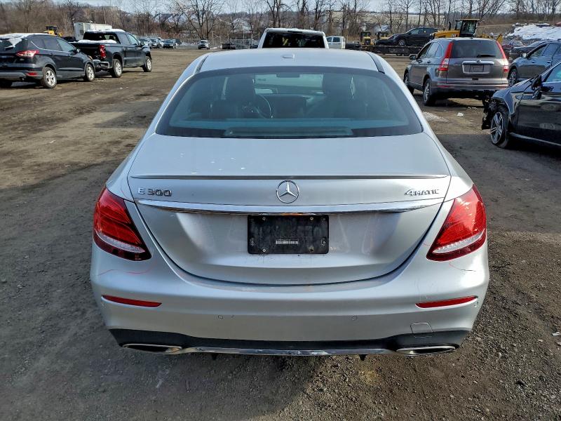 Фото 6 - MERCEDES-BENZ E-CLASS