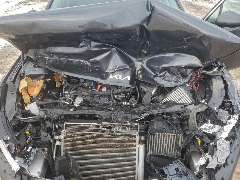 Фото 11 - KIA K5