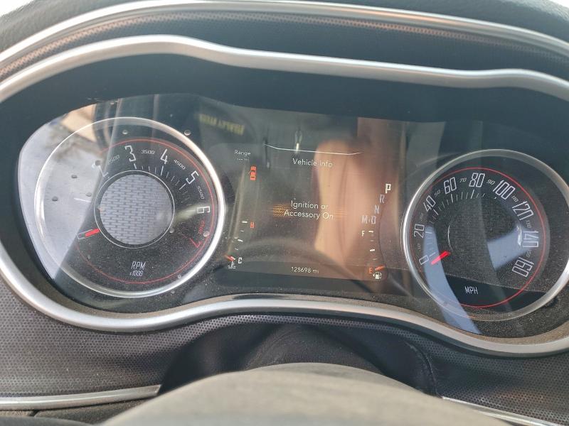 Фото 9 - DODGE CHALLENGER