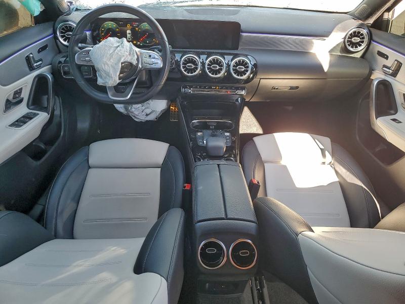 Фото 8 - MERCEDES-BENZ A-CLASS