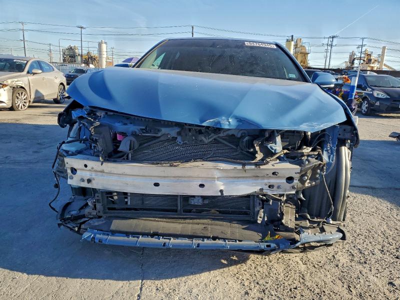 Фото 5 - TOYOTA CAMRY