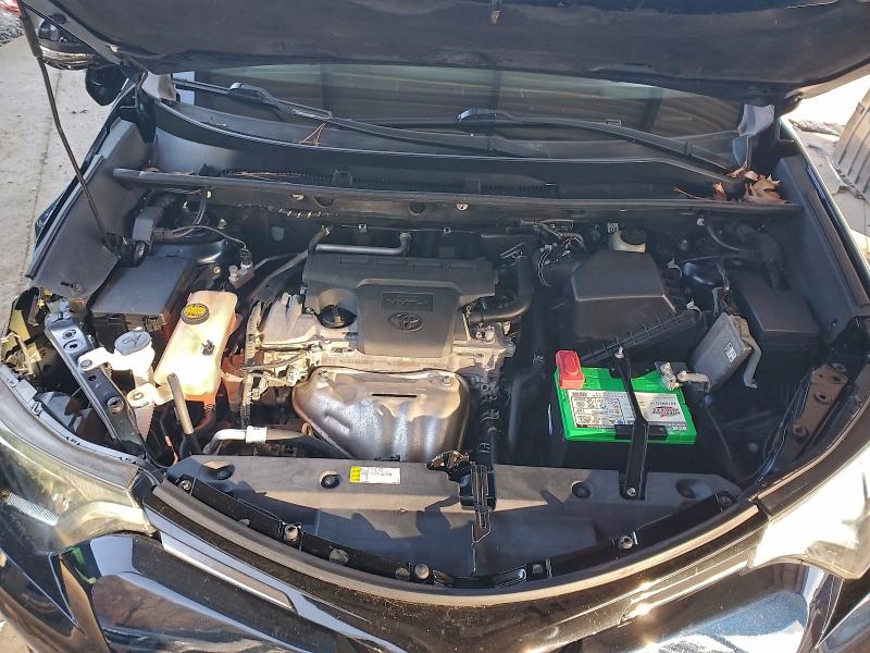 Фото 11 - TOYOTA RAV4