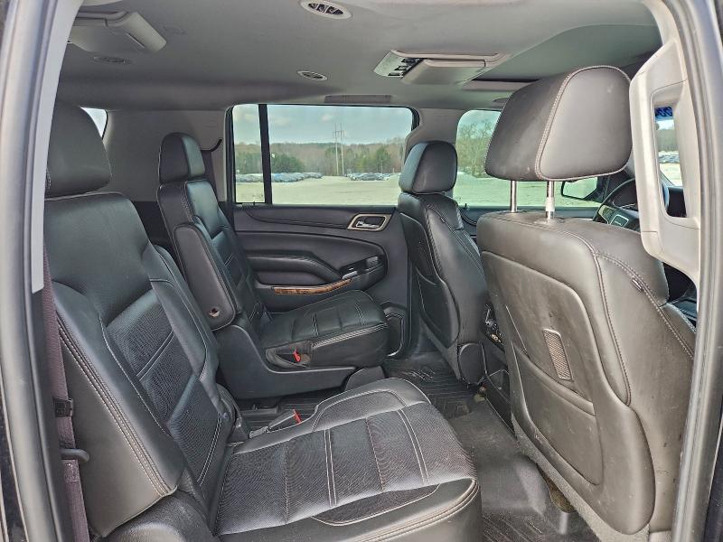 Фото 11 - GMC YUKON