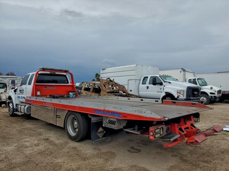 Фото 2 - FORD F650