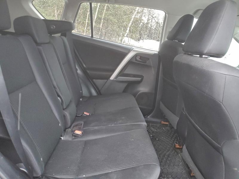 Фото 10 - TOYOTA RAV4