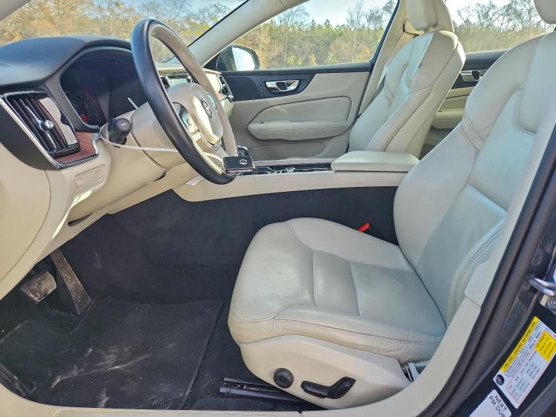 Фото 7 - VOLVO S60