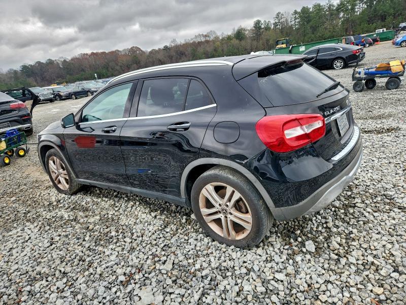 MERCEDES-BENZ GLA-CLASS 2018 VIN WDCTG4EB3JJ443419