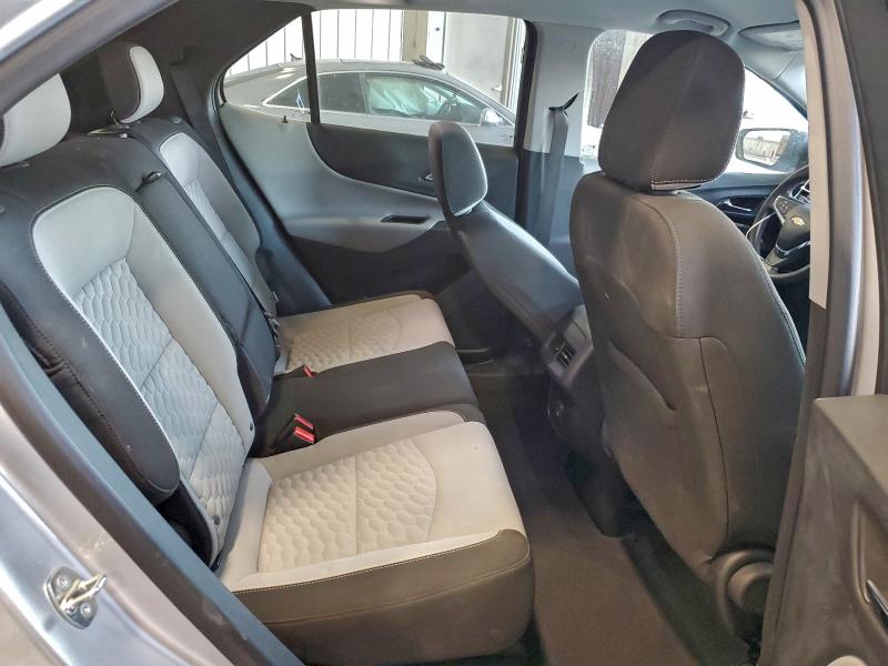 Фото 10 - CHEVROLET EQUINOX